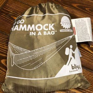 NWOT Bliss to Go Hammock In a Bag No assembly!
